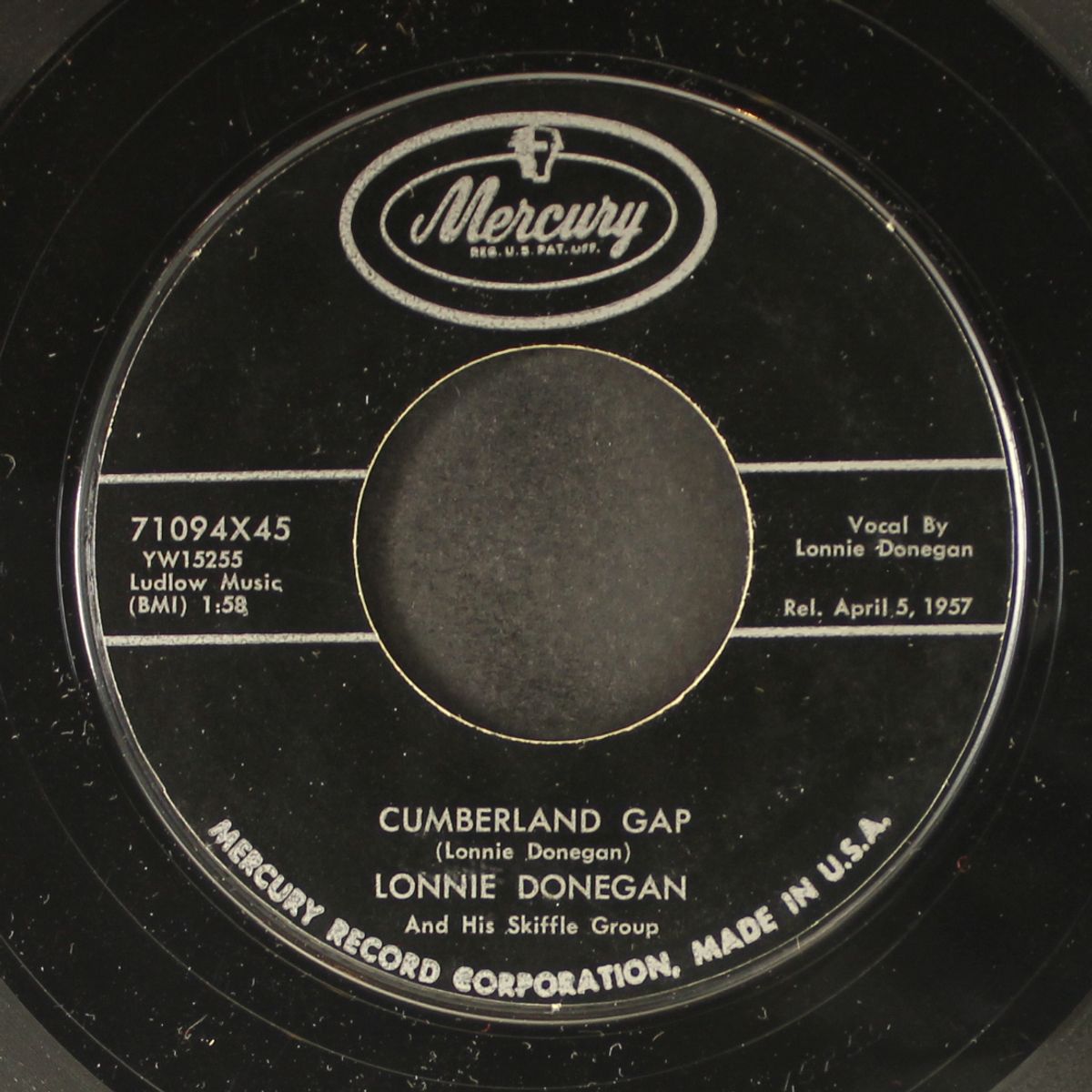 cumberland gap / wabash cannonball by LONNIE DONEGAN