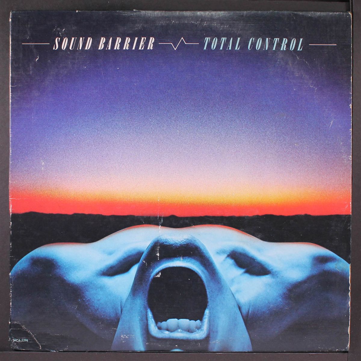 total control by SOUND BARRIER