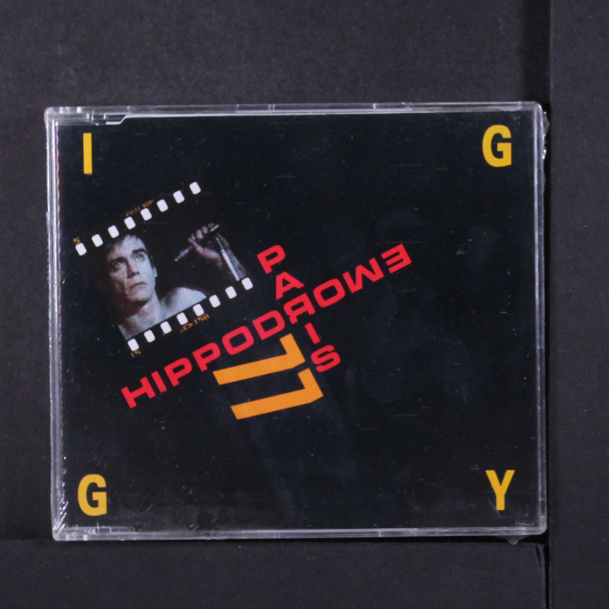 hippodrome paris 77 by IGGY POP