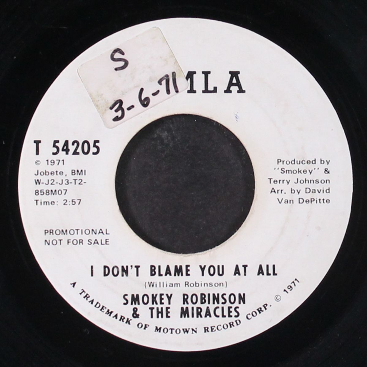 i don't blame you at all by SMOKEY ROBINSON & MIRACLES