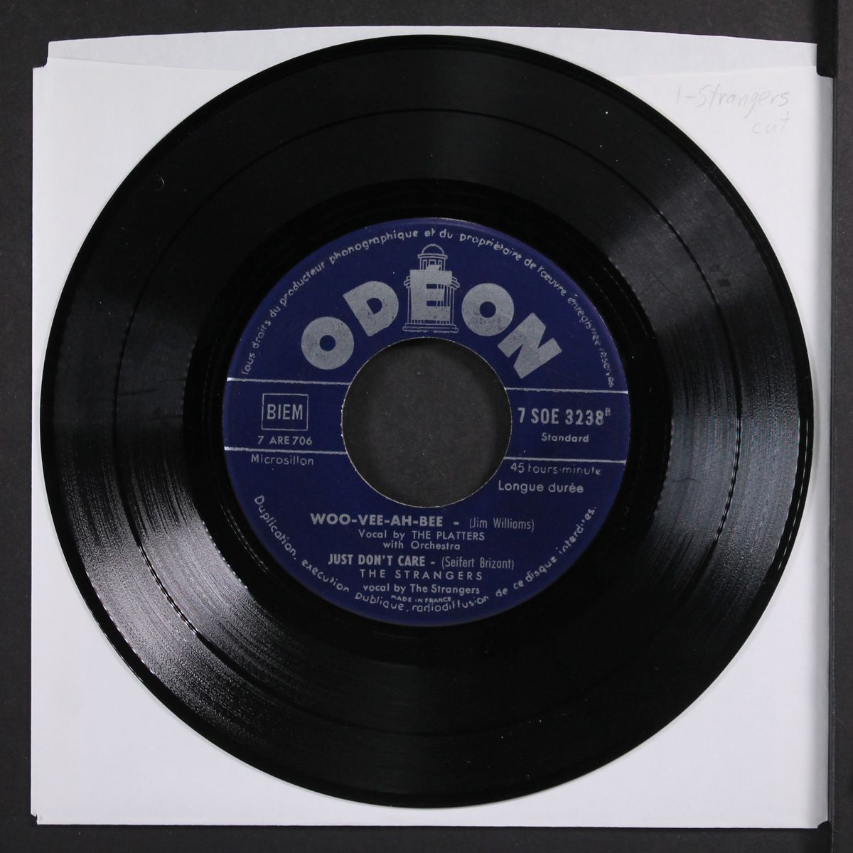 beer barrel boogie / +3 by PLATTERS