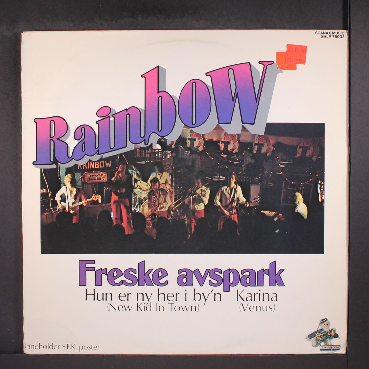 freske avspark by RAINBOW
