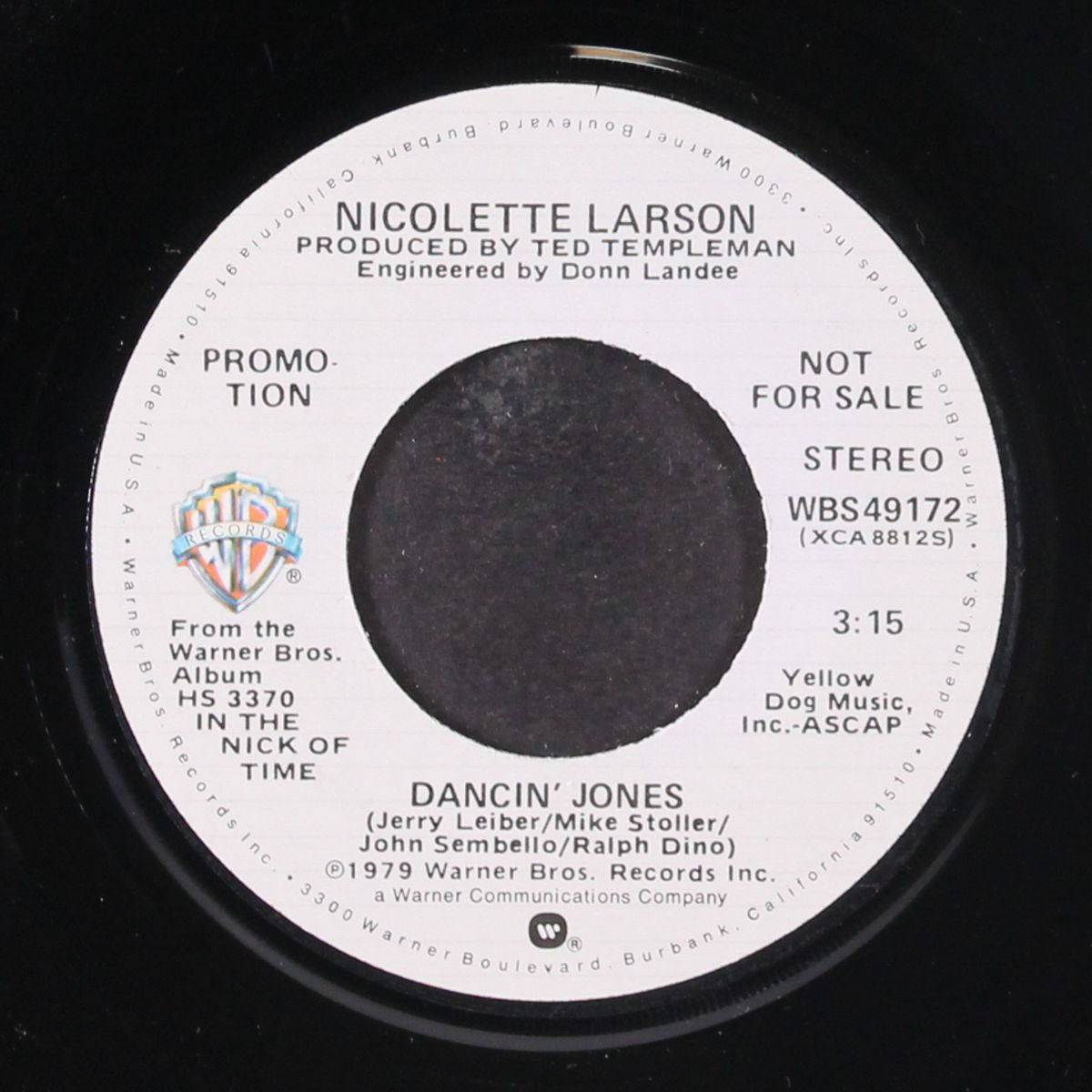 dancin' jones / mono by NICOLETTE LARSON