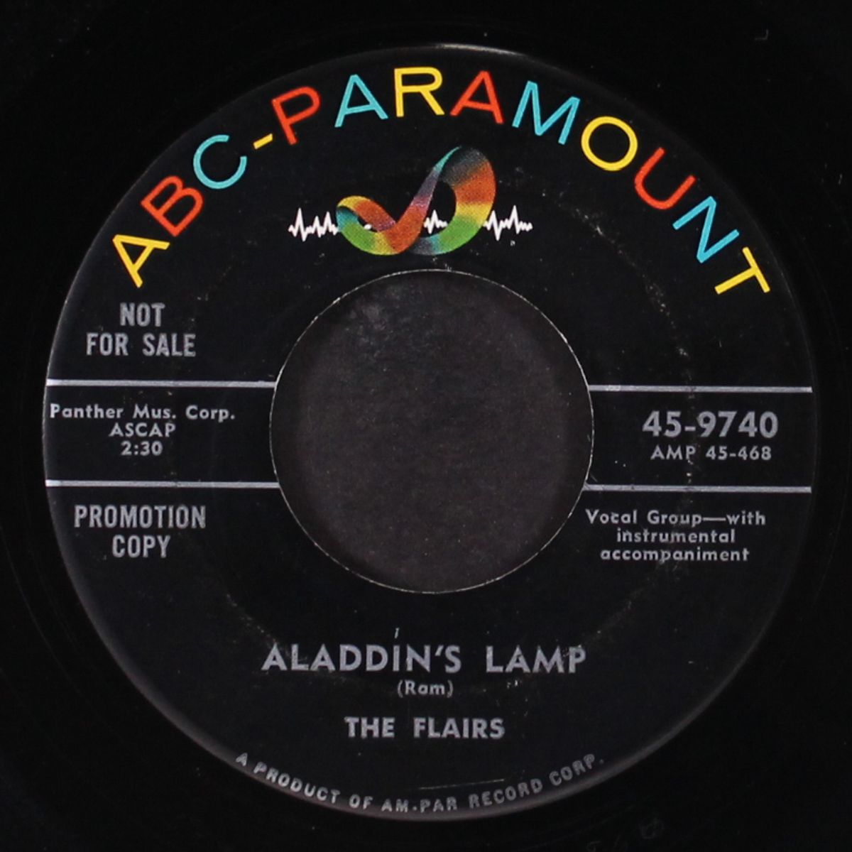 aladdin's lamp / steppin' out by FLAIRS