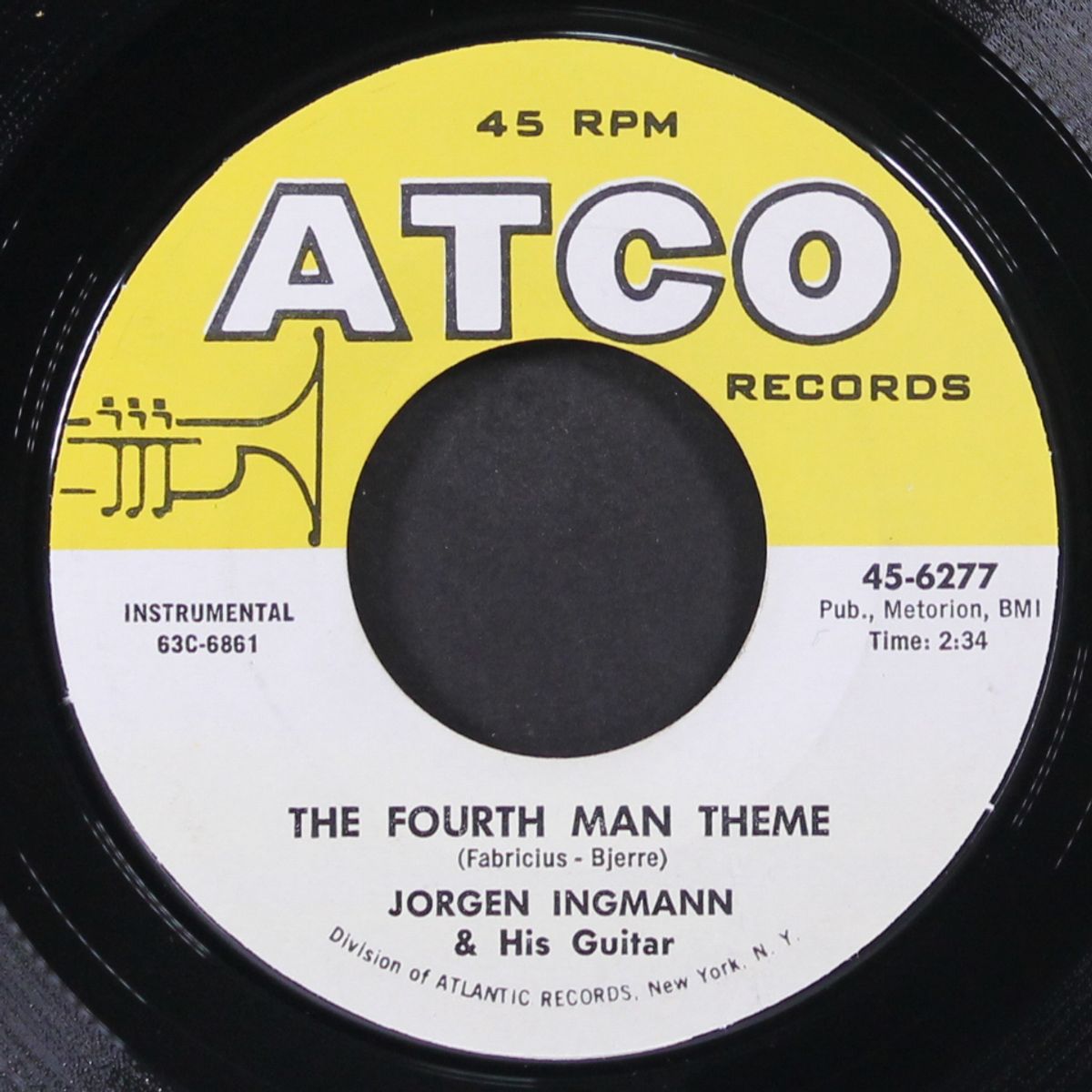 the fourth man theme / drink by JORGEN INGMANN