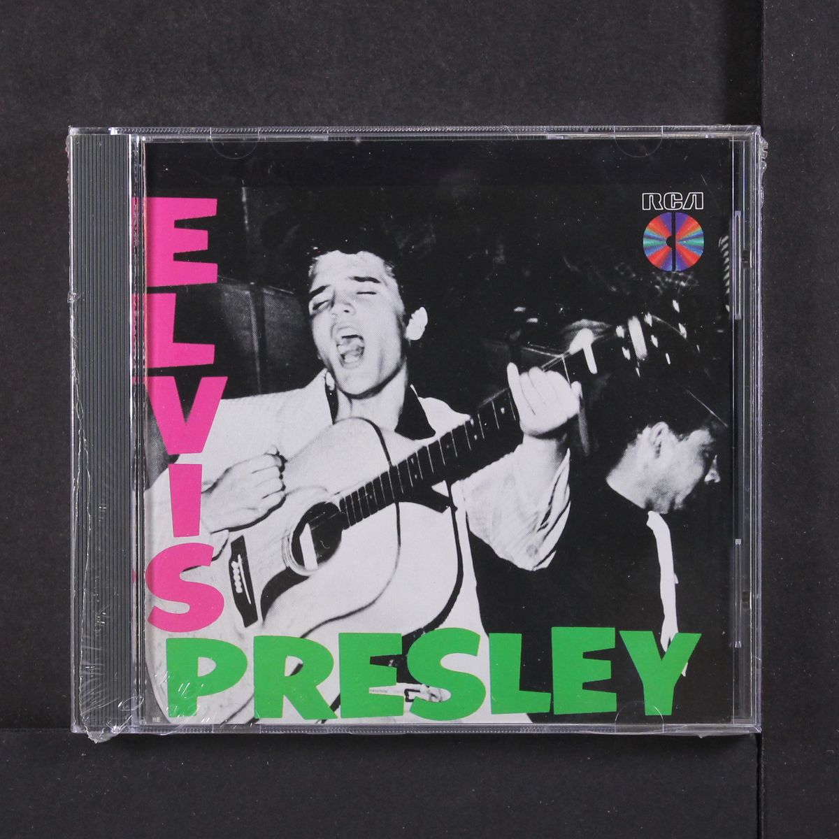 elvis presley by ELVIS PRESLEY