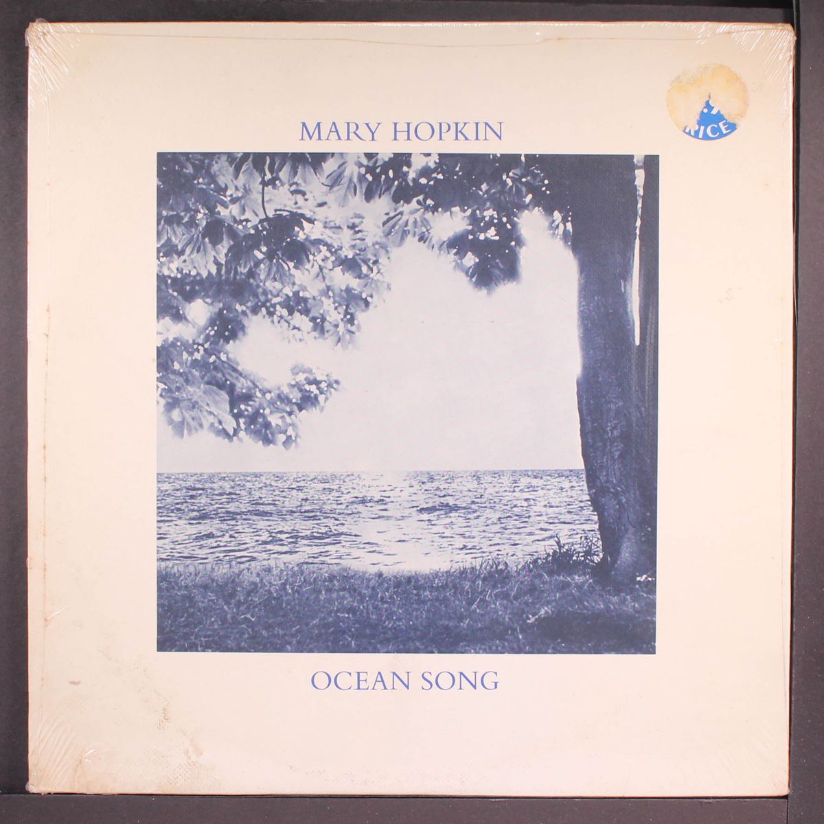 earth song, ocean song by MARY HOPKIN