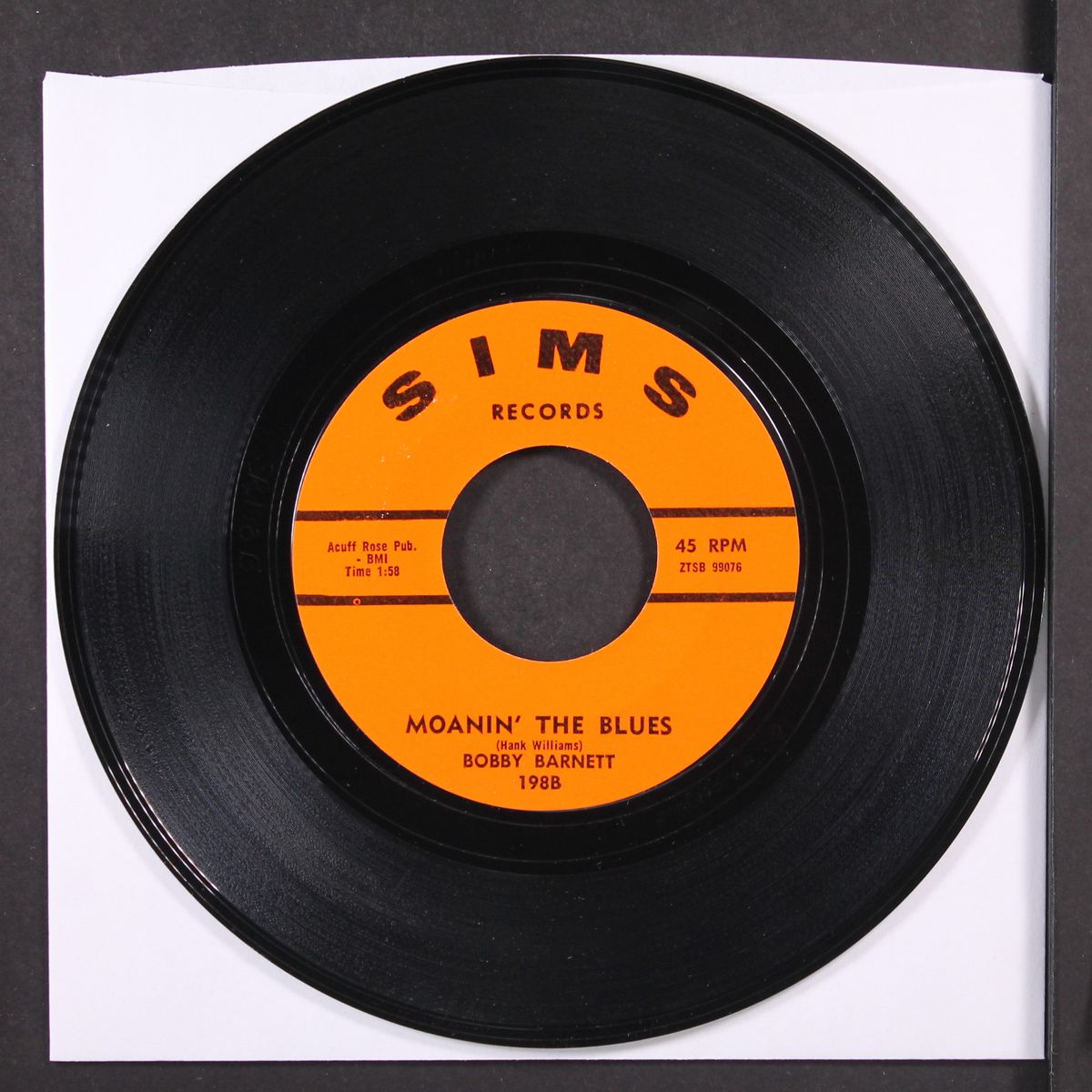 mismatch / moanin' the blues by BOBBY BARNETT