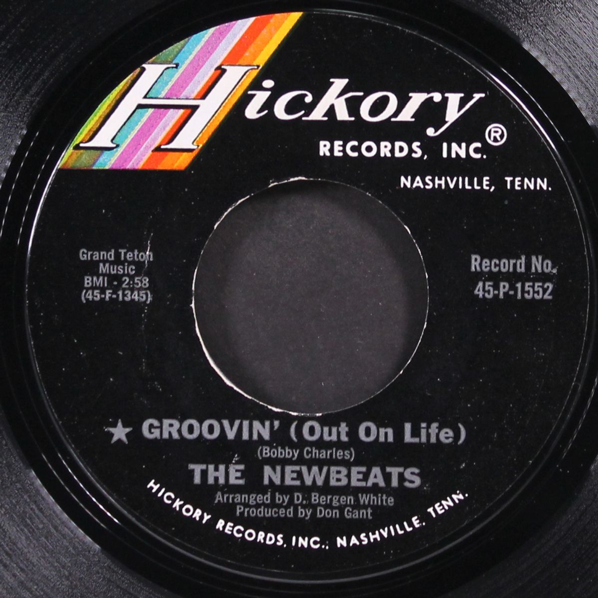 bread and butter / groovin' by NEWBEATS