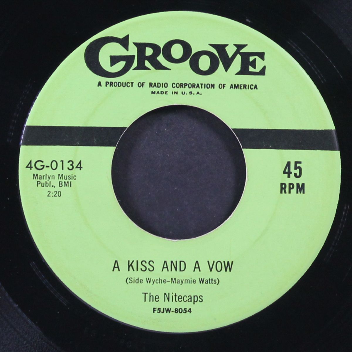 a kiss and a vow / by my girl by NITECAPS