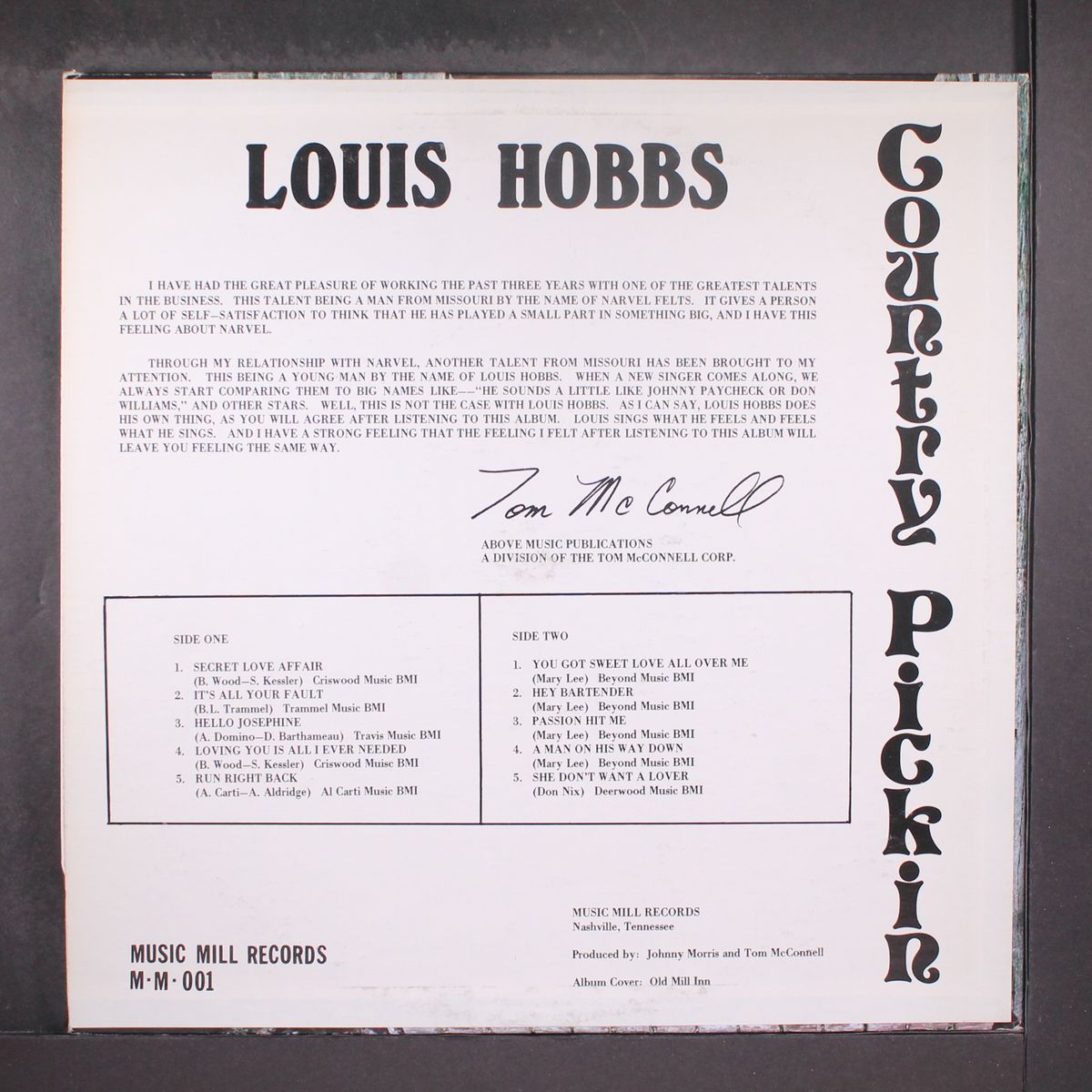 country pickin' by LOUIS HOBBS