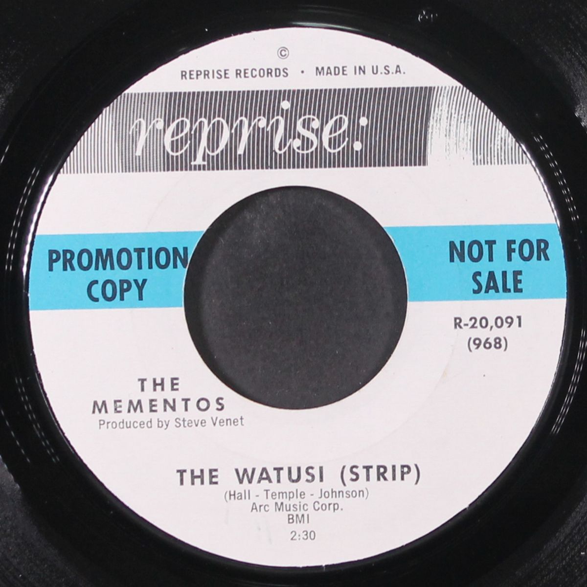 do the mashed potatoes / the watusi by MEMENTOS