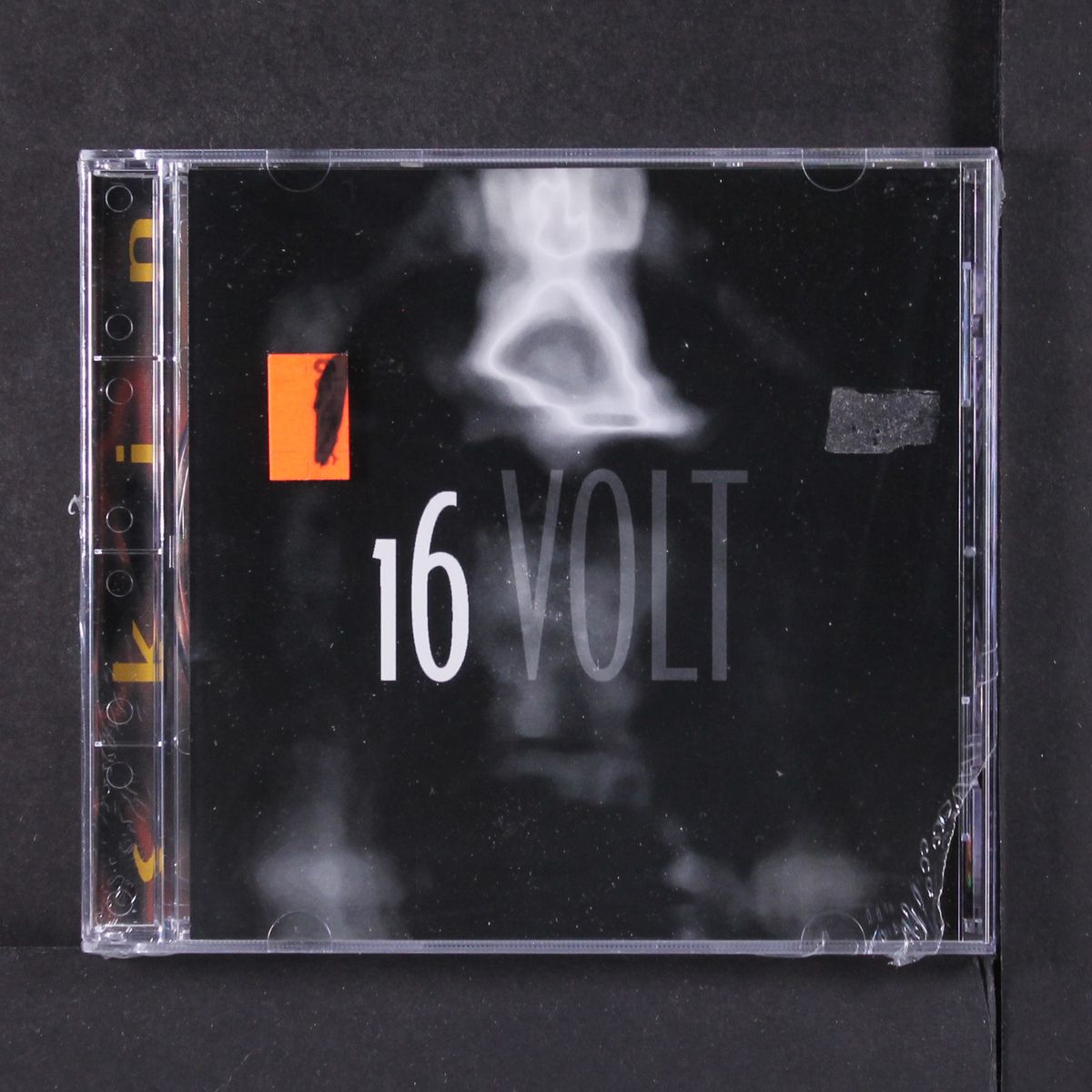 skin by 16 VOLT