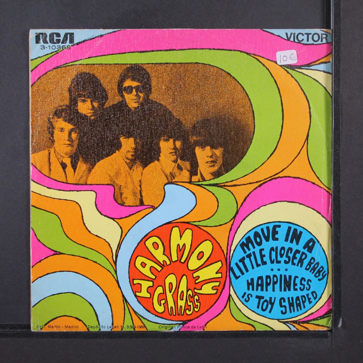 move in a little closer baby / happiness is toy shaped by HARMONY GRASS