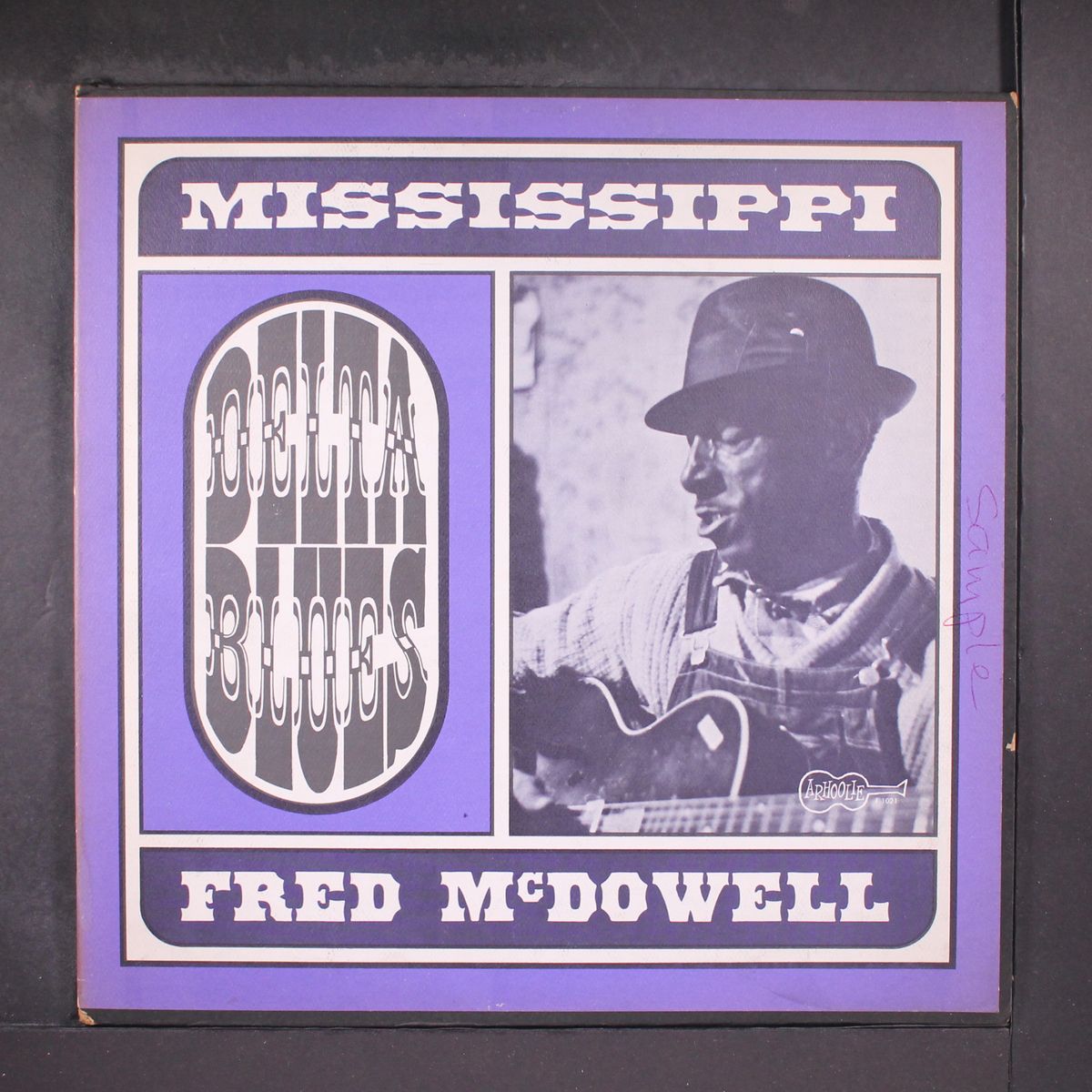 mississippi delta blues by MISSISSIPPI FRED MCDOWELL