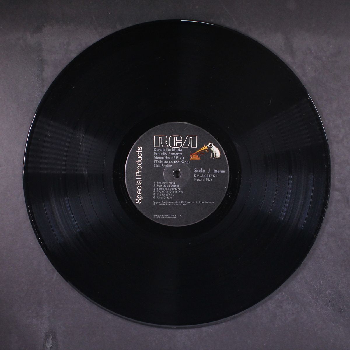 memories of elvis by ELVIS PRESLEY