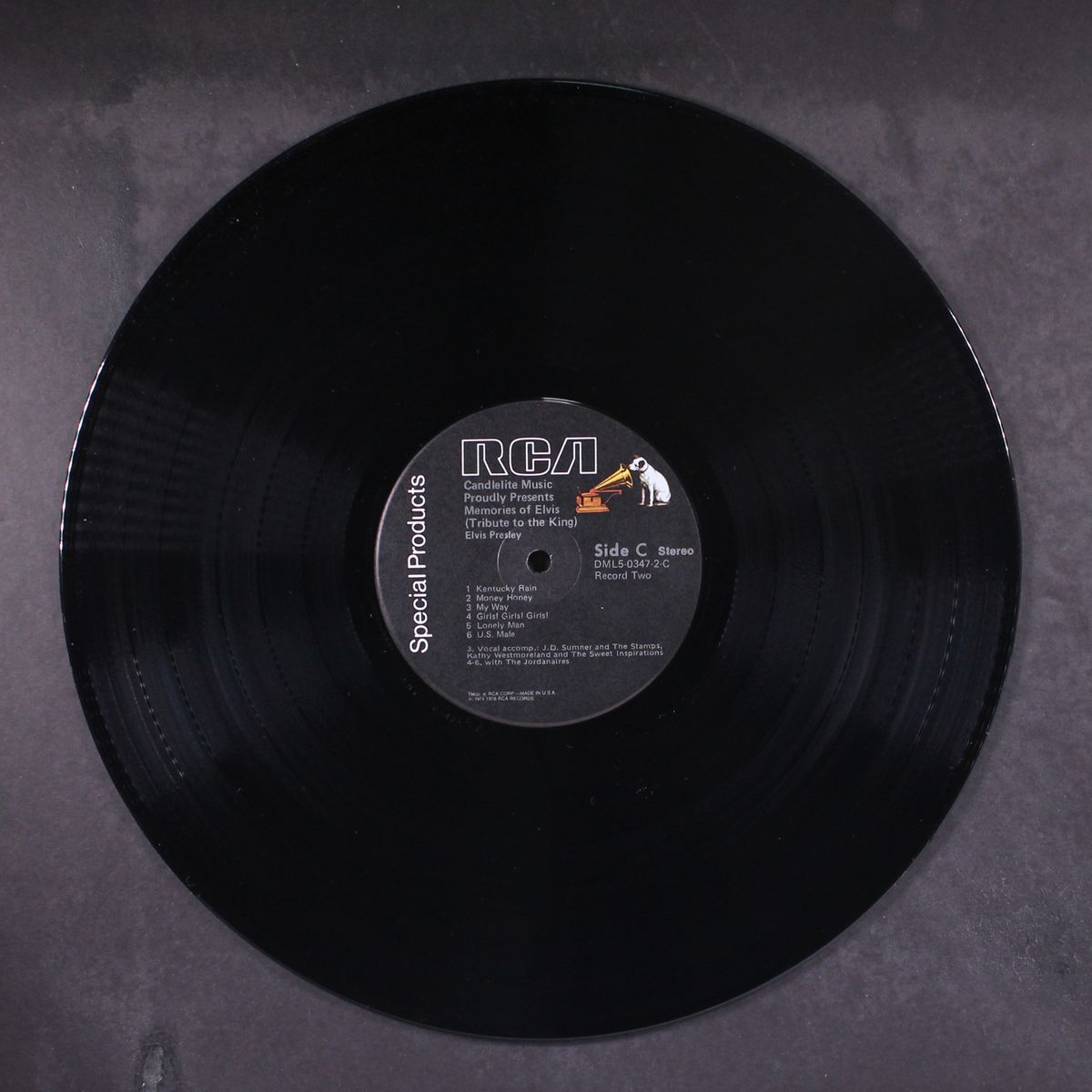 memories of elvis by ELVIS PRESLEY