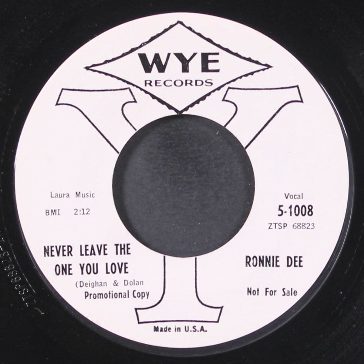 little boy blue / never leave the one you love by RONNIE DEE