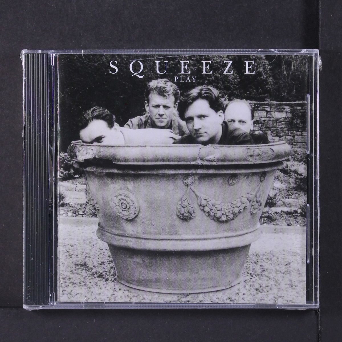 play by SQUEEZE