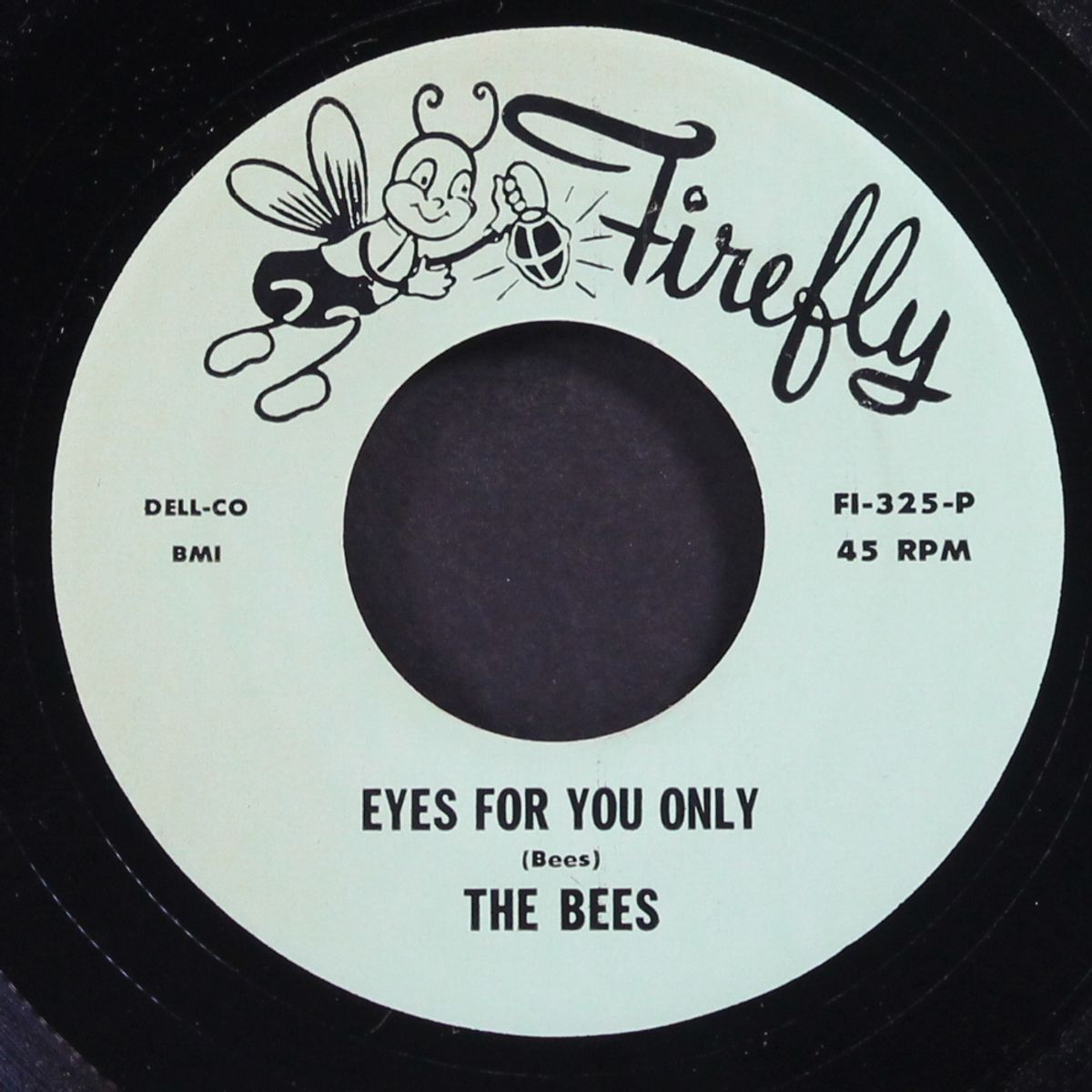 dreaming in the meadow / eyes for you only by BEES