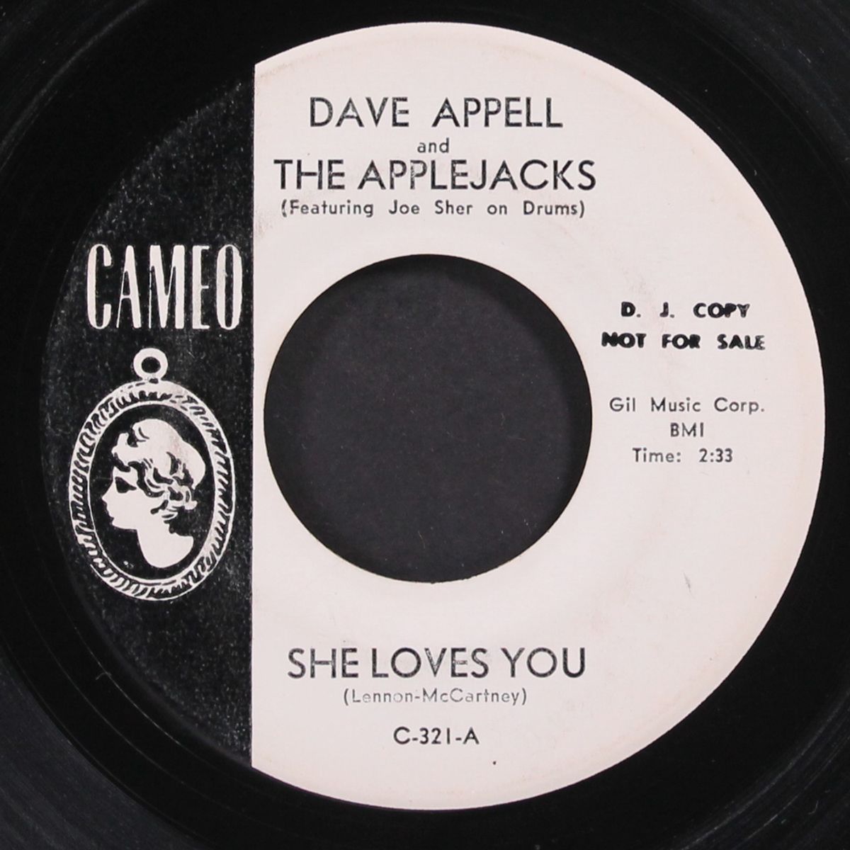 she loves you / bongo beach by DAVE APPELL & APPLEJACKS