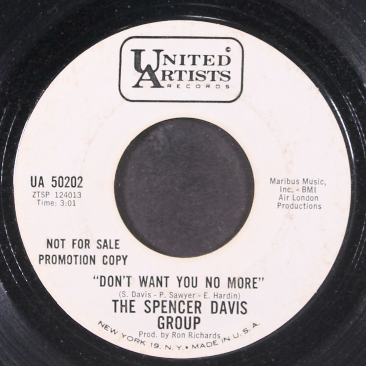 time seller / don't want you no more by SPENCER DAVIS GROUP
