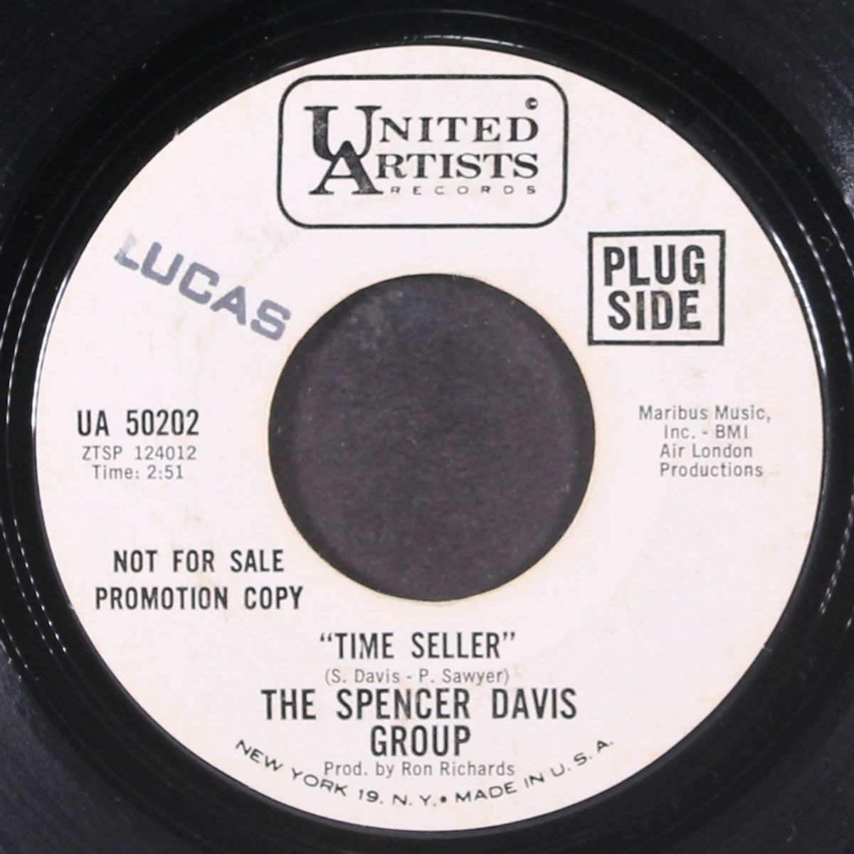 time seller / don't want you no more by SPENCER DAVIS GROUP