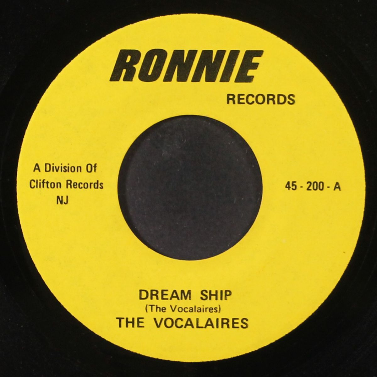 dream ship / we build a nest by VOCALAIRES / ACTUALS