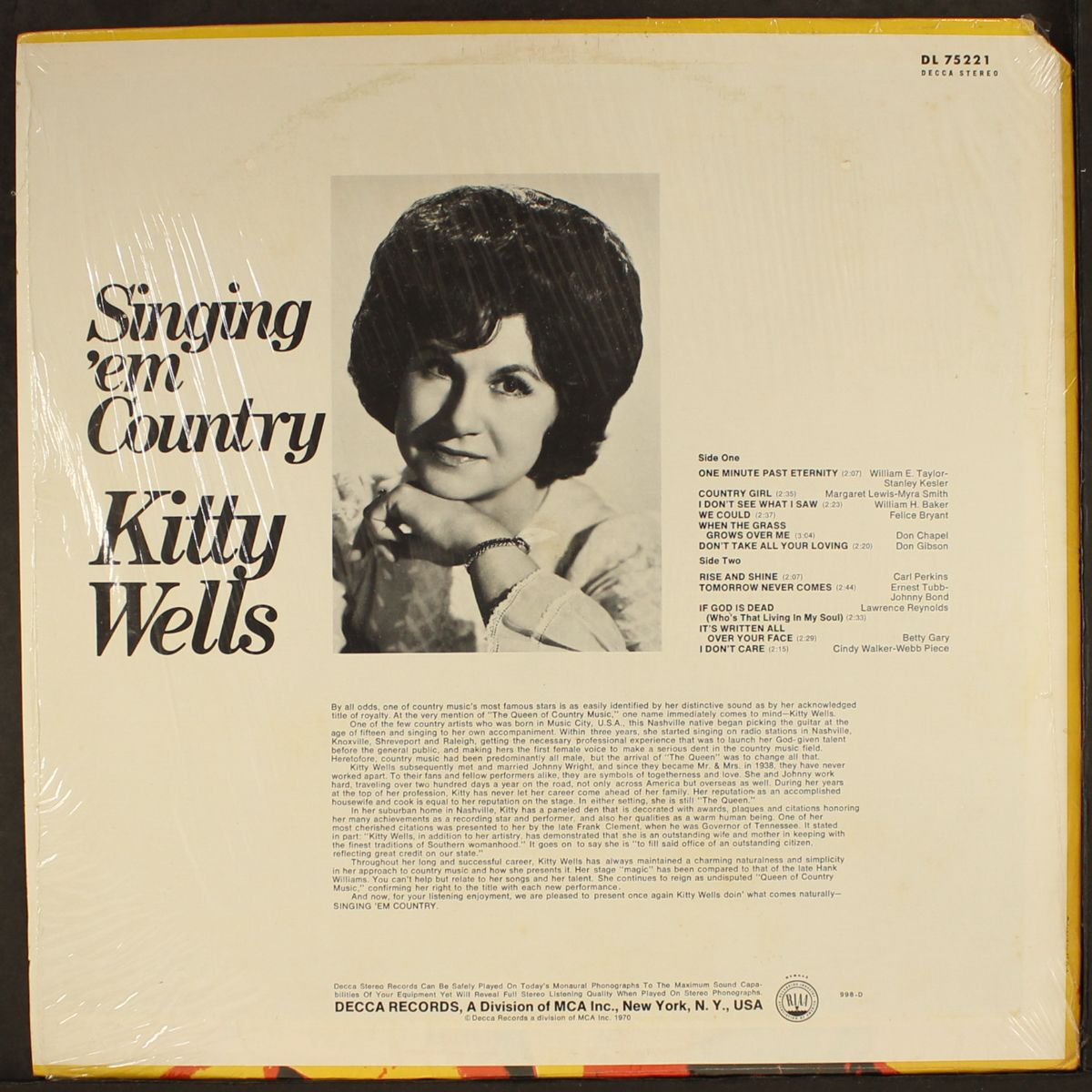 singing 'em country by KITTY WELLS