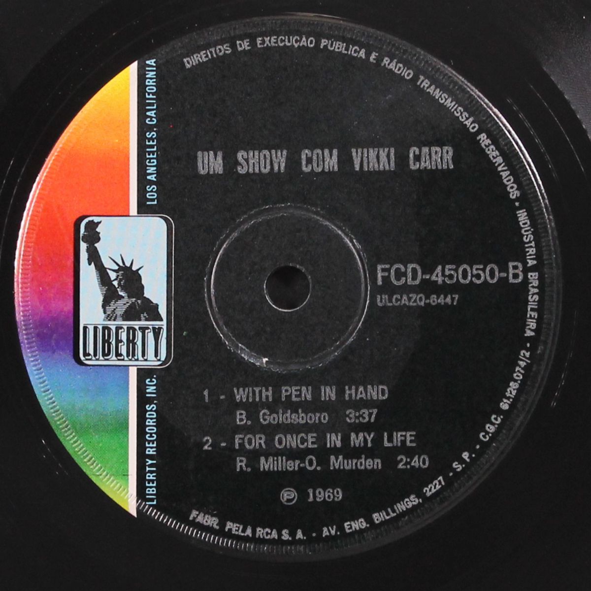 um show com vikki carr by VIKKI CARR