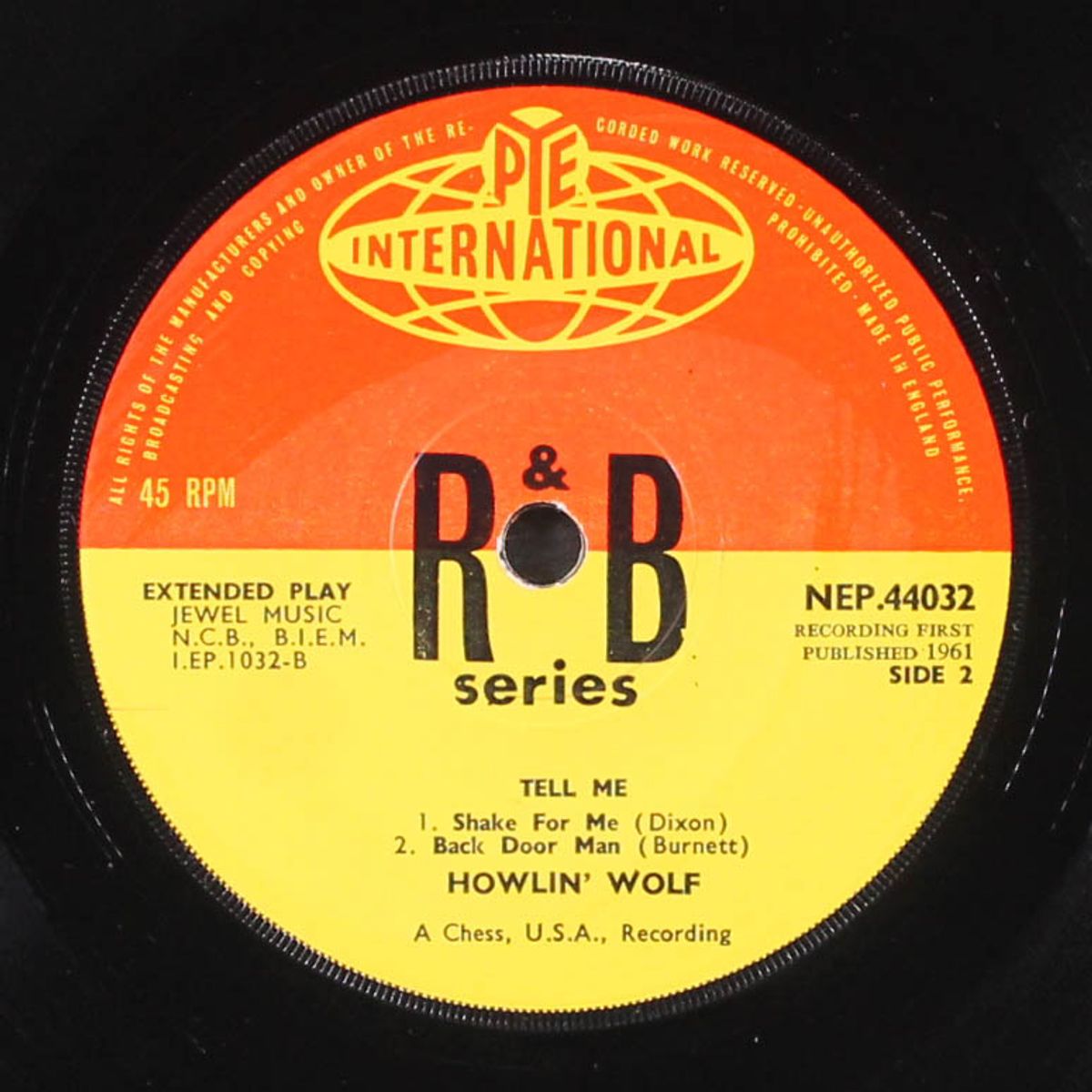 tell me by HOWLIN' WOLF