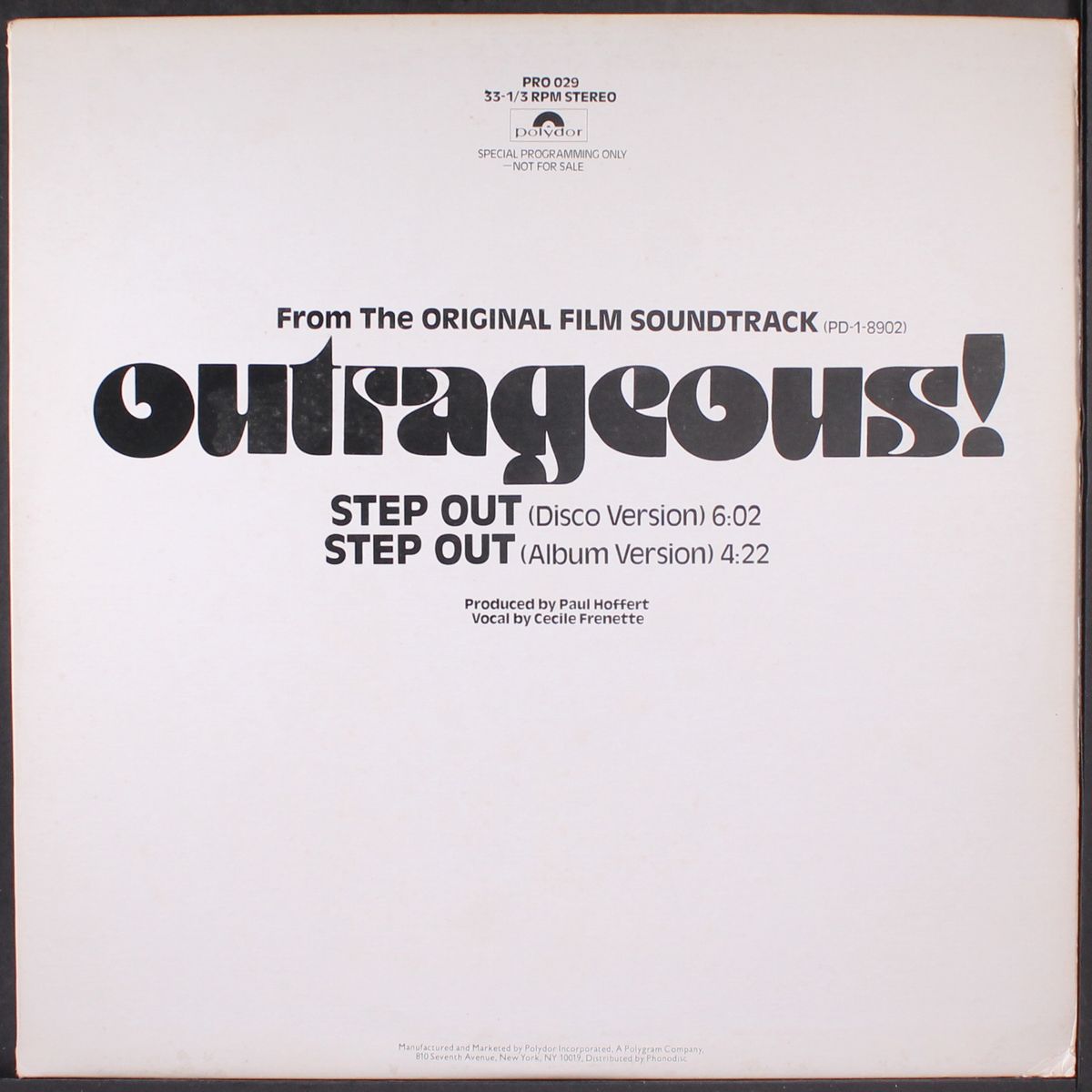 step out / short by CECILE FRENETTE