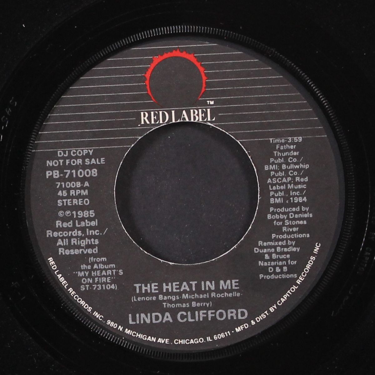 the heat in me / same by LINDA CLIFFORD