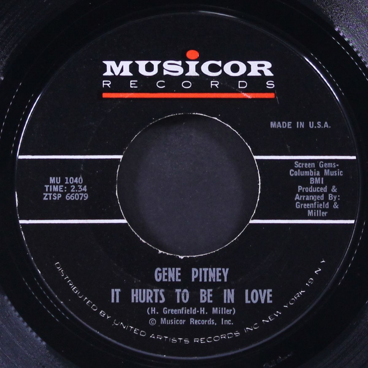 it hurts to be in love / hawaii by GENE PITNEY