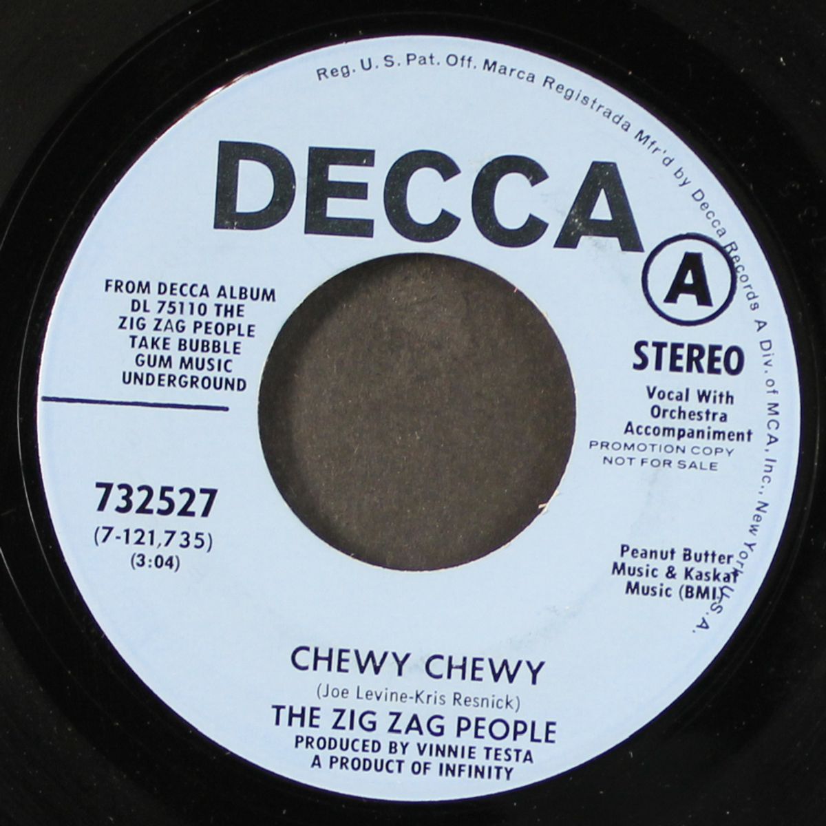 chewy chewy / yummy yummy yummy by ZIG ZAG PEOPLE