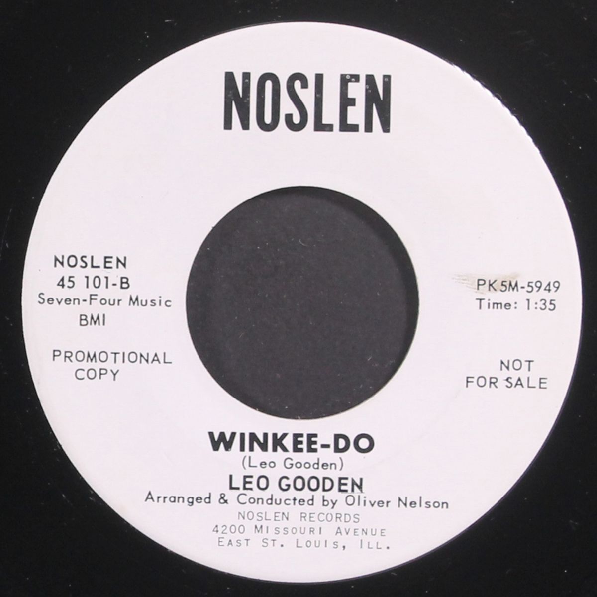 ugly, ugly / winkee-do by LEO GOODEN