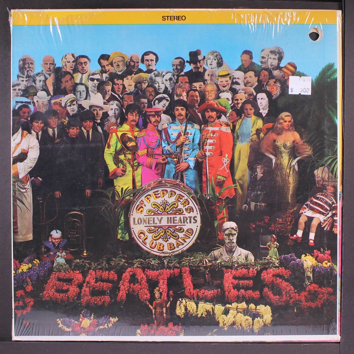 sgt. pepper's lonely hearts club band by BEATLES