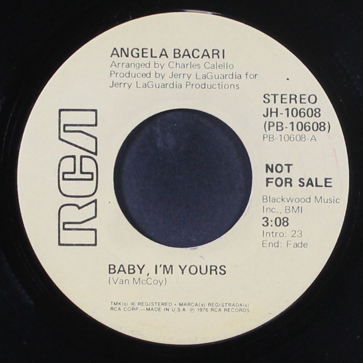 baby, i'm yours / mono by ANGELA BACARI