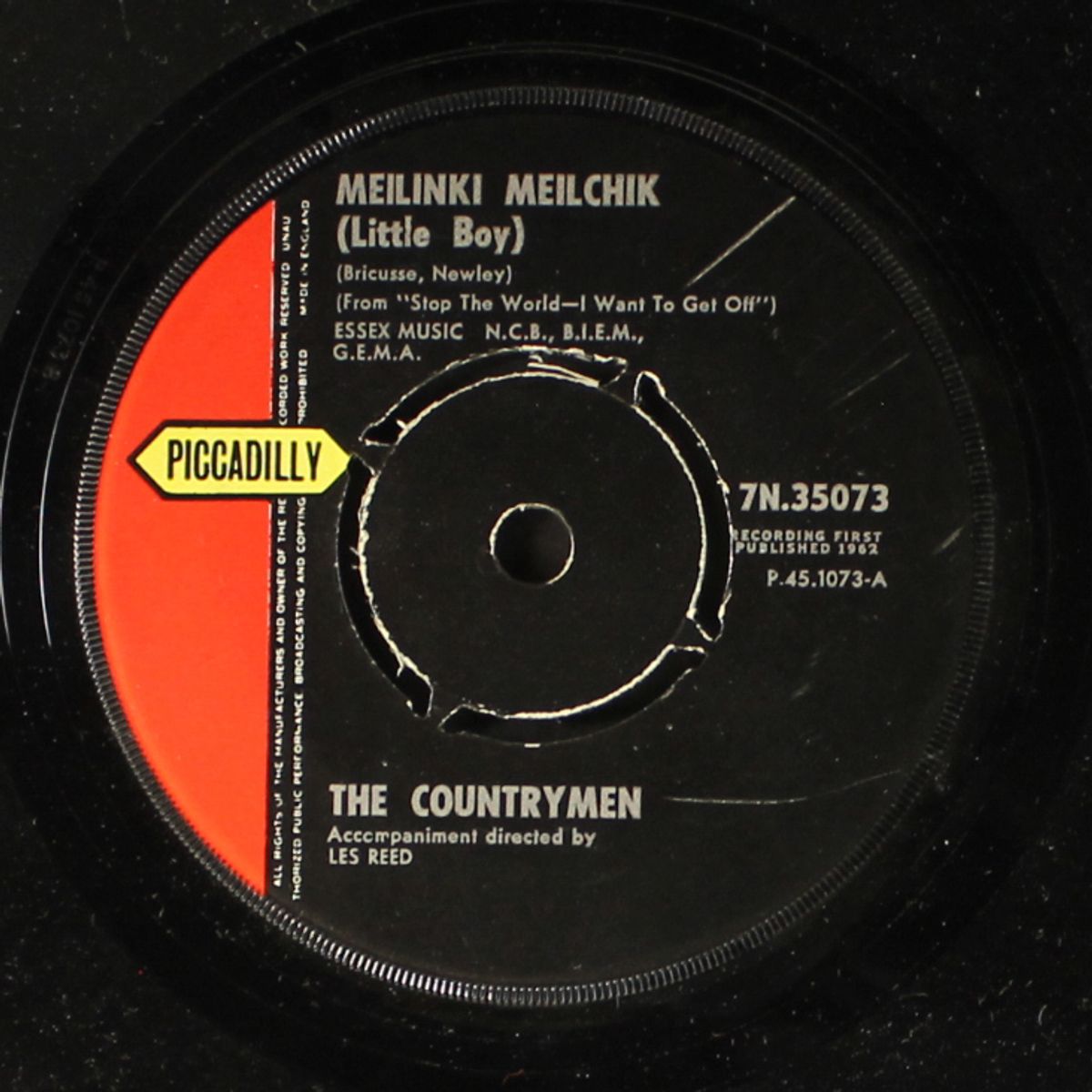 scarlet ribbons by COUNTRYMEN