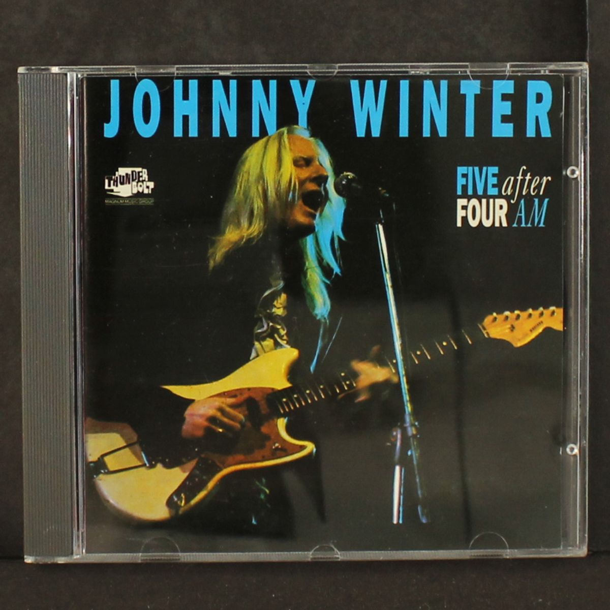 five after four am by JOHNNY WINTER