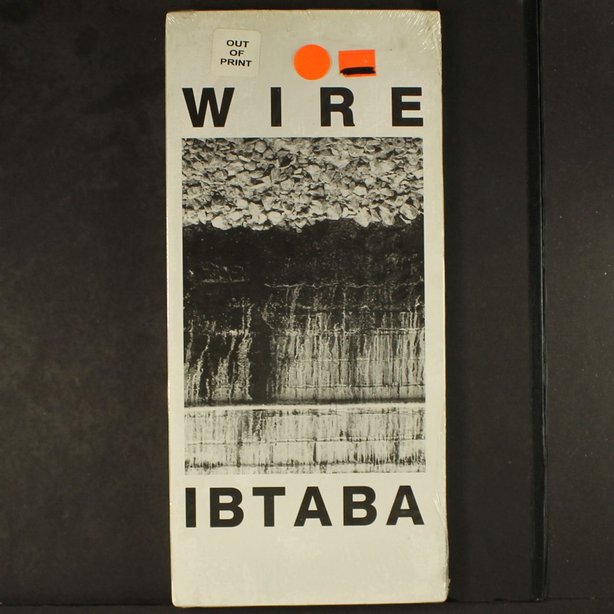it's beginning to and back again by WIRE