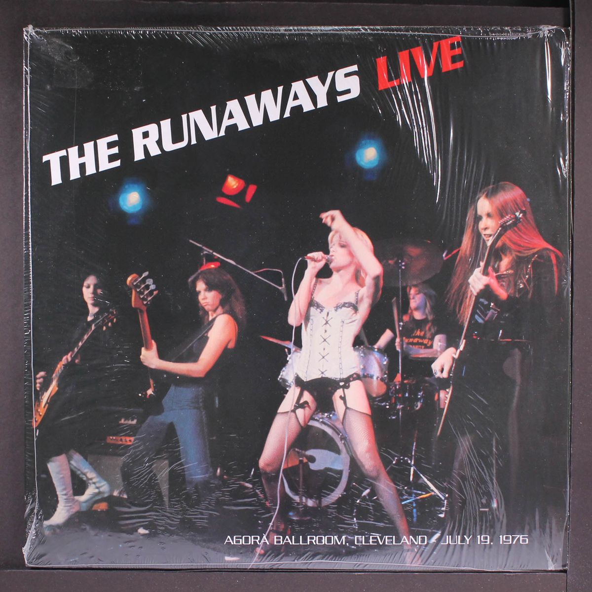live: agora ballroom, cleveland july 19, 1976 by RUNAWAYS