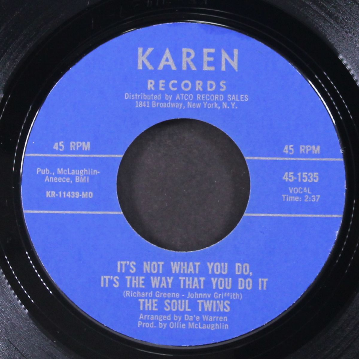 just one look / it's not what you do, it's the way that you do it by SOUL TWINS