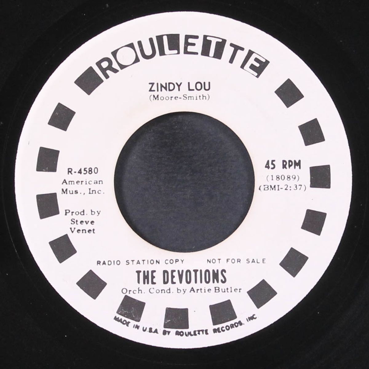 zindy lou / snow white by DEVOTIONS