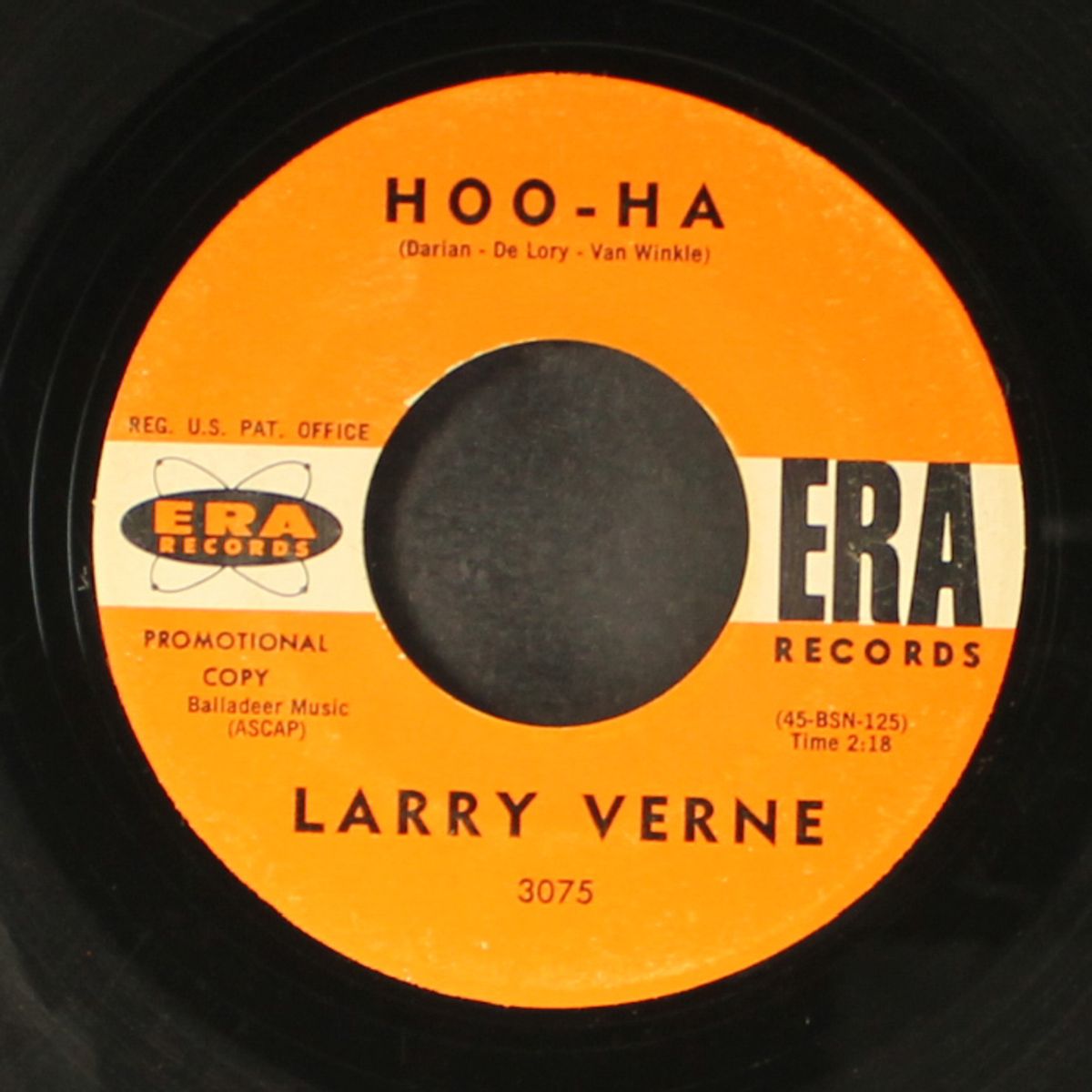 i'm a brave little soldier / hoo-ha by LARRY VERNE