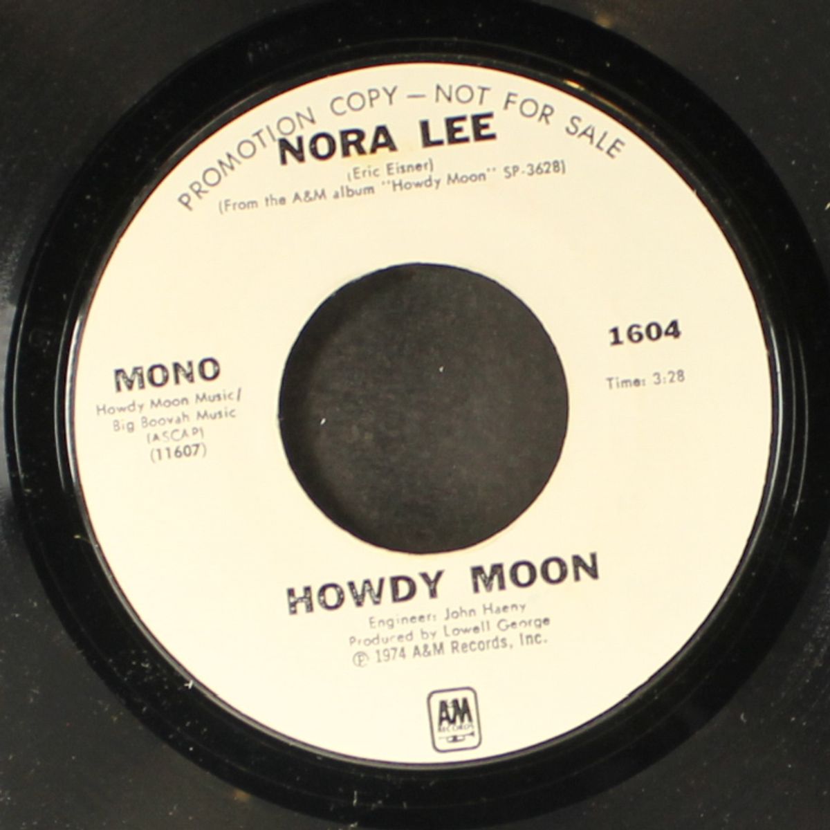 nora lee / mono by HOWDY MOON