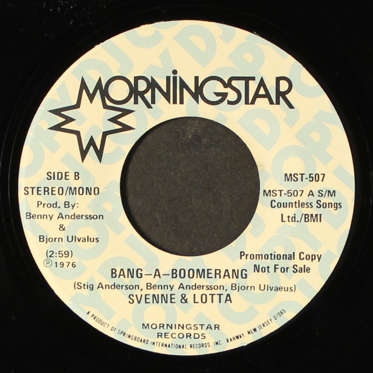 bang a boomerang / mono by SVENNE & LOTTA