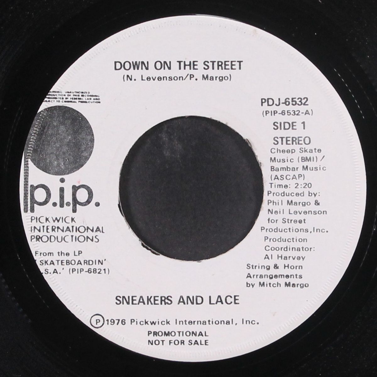 down on the street / mono by SNEAKERS & LACE