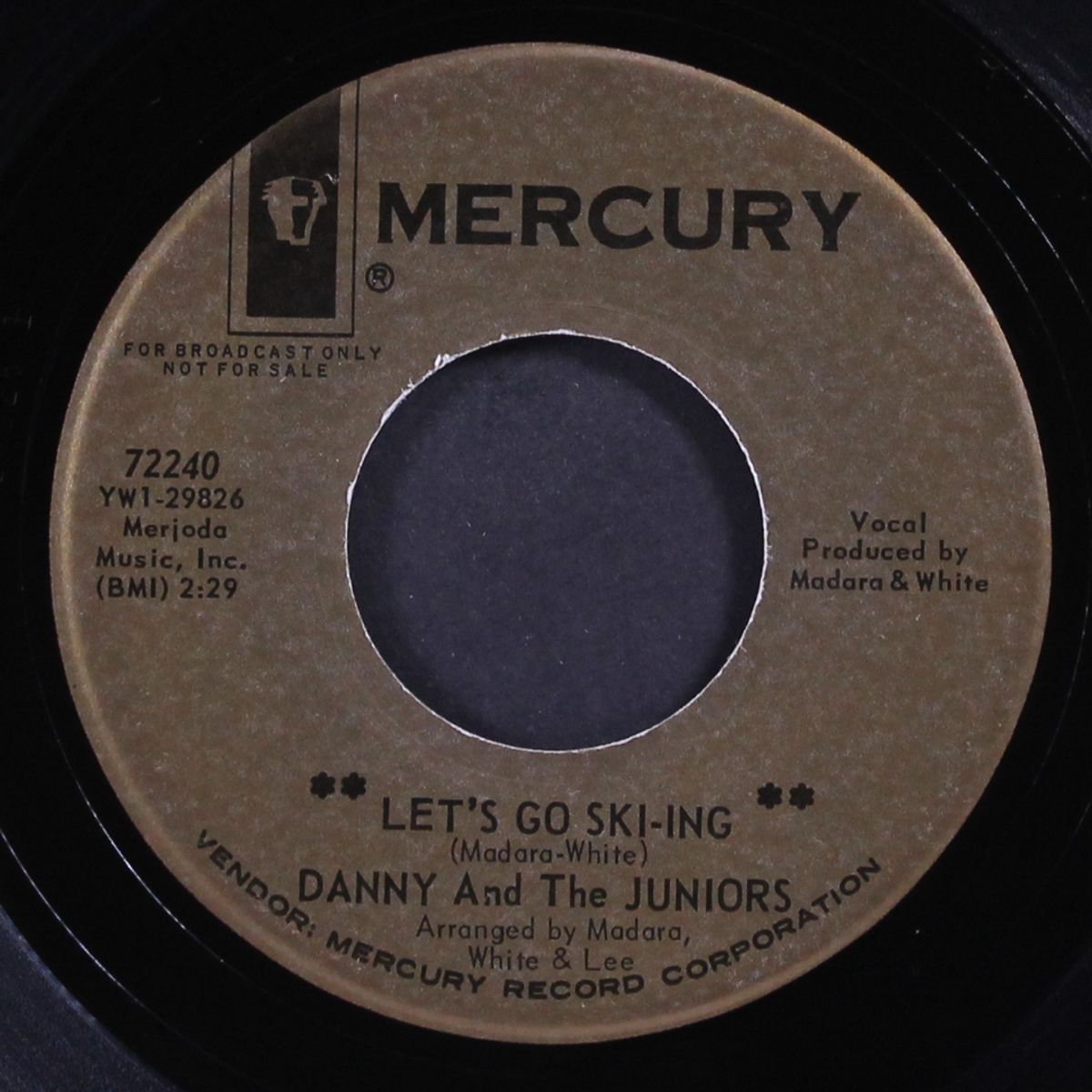 let's go ski-ing / sad girl by DANNY & JUNIORS