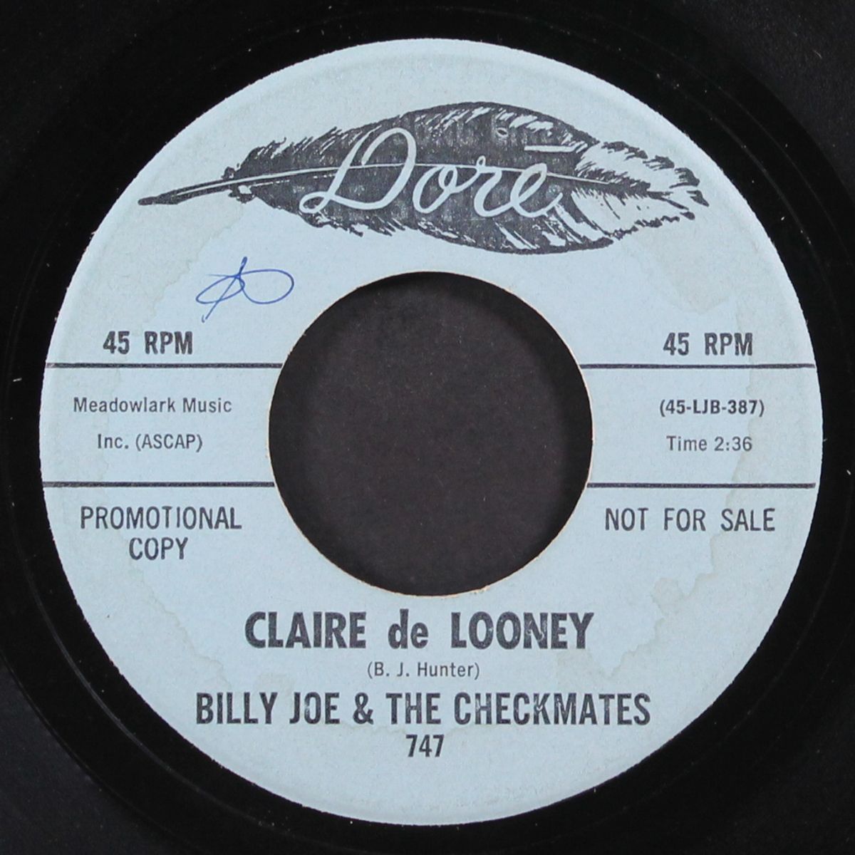 claire de looney / holding hands by BILLY JOE & CHECKMATES
